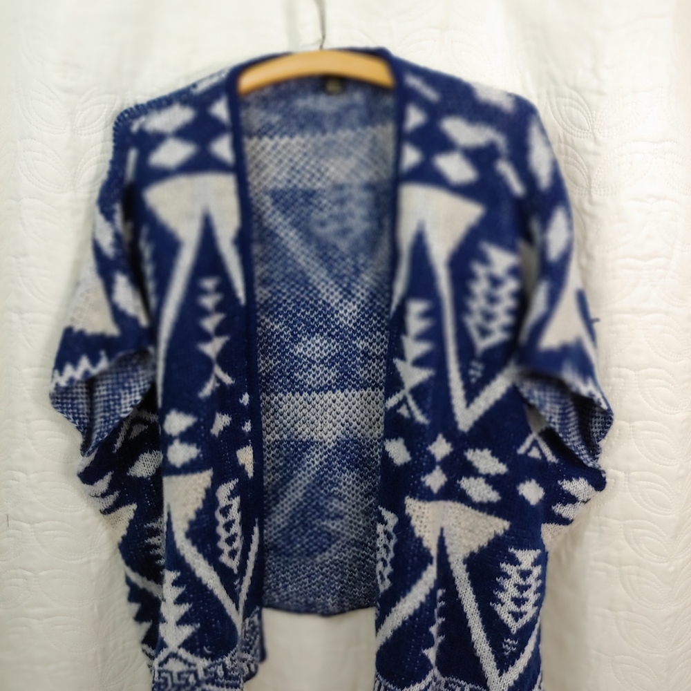 📦📦Shrug Forever21 women's OS southwest design